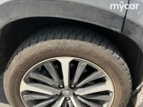 фото Toyota Highlander 2021 года с пробегом за 19000000 тенге в undefined - фото 3