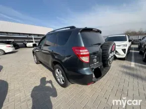 фото Toyota RAV4 2010 года с пробегом за 5600000 тенге в undefined - фото 2