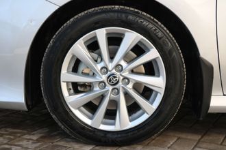 фото Toyota Camry 2023 года с пробегом за 15850000 тенге в undefined - фото 4