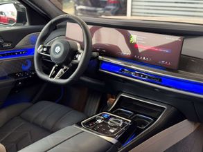 фото BMW i7 2023 года с пробегом за 83000000 тенге в undefined - фото 2