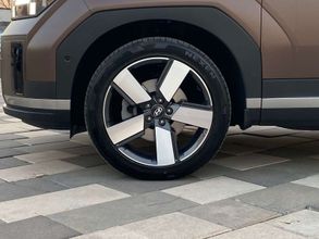 фото Hyundai Santa Fe 2025 года с пробегом за 19400000 тенге в undefined - фото 3