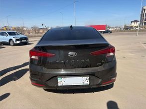 фото Hyundai Elantra 2019 года с пробегом за 10000000 тенге в undefined - фото 4