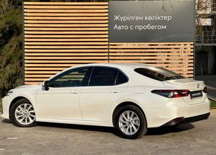 фото Toyota Camry 2023 года с пробегом за 16590000 тенге в undefined - фото 3