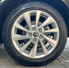 фото Toyota Camry 2023 года с пробегом за 16590000 тенге в undefined - фото 4