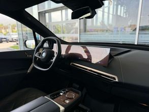 фото BMW iX 2023 года с пробегом за 35000000 тенге в undefined - фото 2