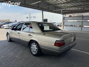 фото Mercedes-Benz E-Класс 1995 года с пробегом за 3000000 тенге в undefined - фото 3