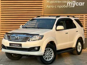 фото Toyota Fortuner 2014 года с пробегом за 12690000 тенге в undefined - фото 1