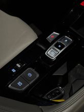 фото Hyundai Custin 2025 года с пробегом за 15000000 тенге в undefined - фото 2