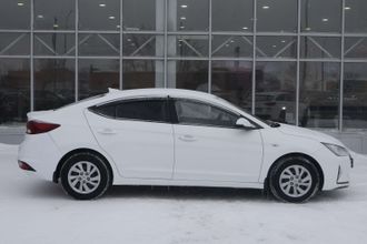 фото Hyundai Elantra 2019 года с пробегом за 6690000 тенге в undefined - фото 2