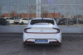 фото Hyundai Sonata 2022 года с пробегом за 12490000 тенге в undefined - фото 2