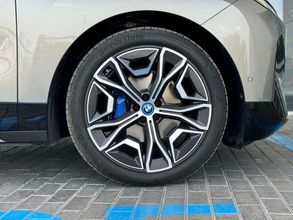 фото BMW iX 2023 года с пробегом за 35000000 тенге в undefined - фото 2