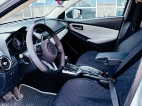 фото Toyota Yaris 2019 года с пробегом за 6900000 тенге в undefined - фото 2