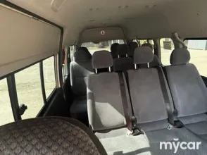 фото Toyota Hiace 2013 года с пробегом за 11000000 тенге в undefined - фото 3