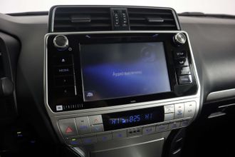 фото Toyota Land Cruiser Prado 2019 года с пробегом за 23530000 тенге в undefined - фото 2