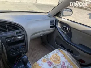 фото Hyundai Elantra 2003 года с пробегом за 2100000 тенге в undefined - фото 2