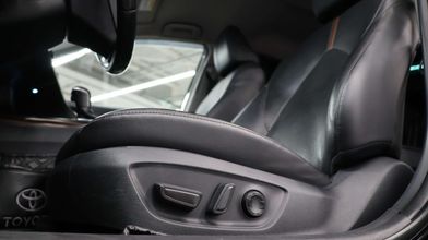 фото Toyota Camry 2019 года с пробегом за 14290000 тенге в undefined - фото 2