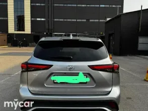 фото Toyota Highlander 2021 года с пробегом за 19500000 тенге в undefined - фото 1