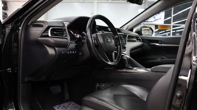 фото Toyota Camry 2019 года с пробегом за 14290000 тенге в undefined - фото 4