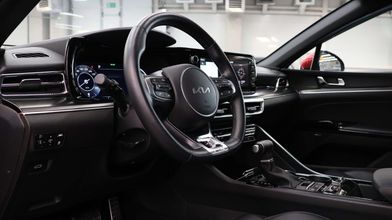 фото Kia K5 2023 года с пробегом за 13890000 тенге в undefined - фото 3