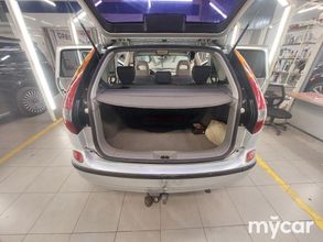 фото Nissan Almera Tino 2001 года с пробегом за 1300000 тенге в undefined - фото 4