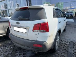 фото Kia Sorento 2011 года с пробегом за 8000000 тенге в undefined - фото 4