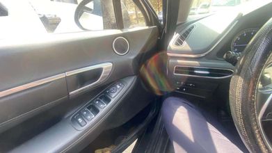 фото Hyundai Sonata 2022 года с пробегом за 12000000 тенге в undefined - фото 4