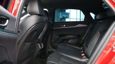 фото Kia K5 2023 года с пробегом за 13890000 тенге в undefined - фото 3