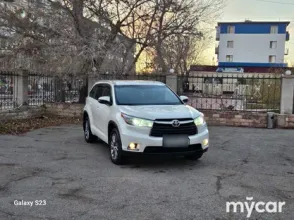 фото Toyota Highlander 2014 года с пробегом за 15000000 тенге в undefined - фото 3