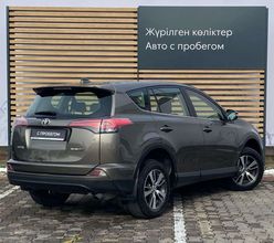 фото Toyota RAV4 2016 года с пробегом за 9590000 тенге в undefined - фото 2