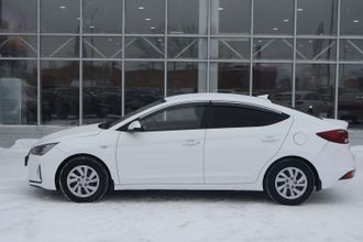 фото Hyundai Elantra 2019 года с пробегом за 6690000 тенге в undefined - фото 4