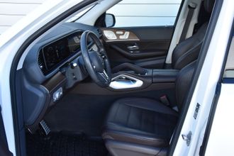 фото Mercedes-Benz GLS 2021 года с пробегом за 49990000 тенге в undefined - фото 3