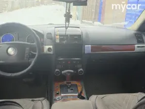 фото Volkswagen Touareg 2004 года с пробегом за 4100000 тенге в undefined - фото 2