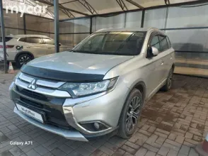 фото Mitsubishi Outlander 2015 года с пробегом за 8000000 тенге в undefined - фото 1