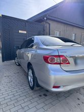 фото Toyota Corolla 2013 года с пробегом за 7000000 тенге в undefined - фото 2