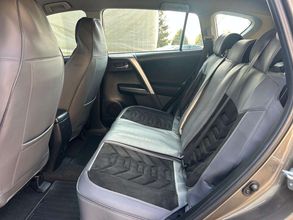 фото Toyota RAV4 2016 года с пробегом за 9590000 тенге в undefined - фото 2