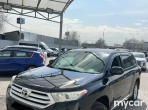 фото Toyota Highlander 2011 года с пробегом за 12000000 тенге в undefined - фото 1