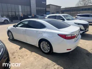 фото Lexus ES 2014 года с пробегом за 12500000 тенге в undefined - фото 2