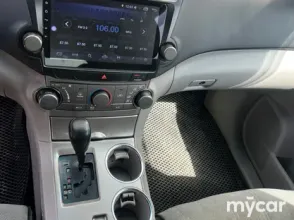 фото Toyota Highlander 2011 года с пробегом за 12000000 тенге в undefined - фото 3