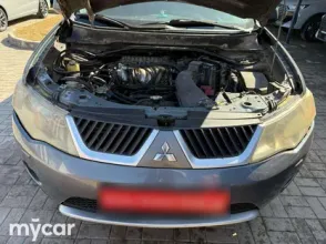 фото Mitsubishi Outlander 2007 года с пробегом за 4500000 тенге в undefined - фото 2