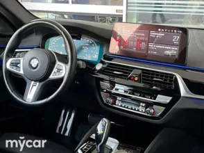 фото BMW 5 серия 2023 года с пробегом за 28000000 тенге в undefined - фото 3