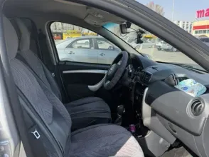 фото Nissan Terrano 2019 года с пробегом за 7000000 тенге в undefined - фото 2