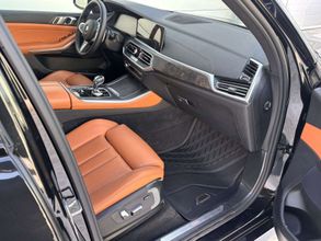 фото BMW X5 2022 года с пробегом за 41100000 тенге в undefined - фото 3