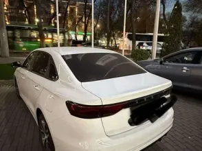 фото Geely Emgrand 2024 года с пробегом за 6000000 тенге в undefined - фото 3