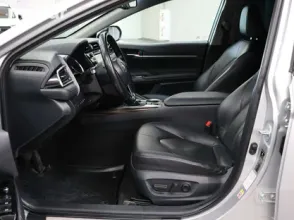 фото Toyota Camry 2018 года с пробегом за 12190000 тенге в undefined - фото 4