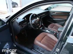 фото Volkswagen Passat 2021 года с пробегом за 10500000 тенге в undefined - фото 3