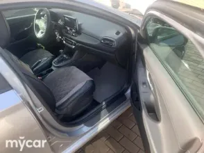 фото Hyundai i30 2023 года с пробегом за 9000000 тенге в undefined - фото 2