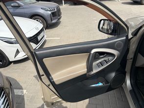 фото Toyota RAV4 2007 года с пробегом за 7500000 тенге в undefined - фото 4