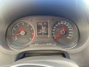 фото Volkswagen Polo 2018 года с пробегом за 5500000 тенге в undefined - фото 4