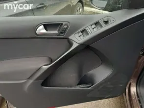 фото Volkswagen Tiguan 2015 года с пробегом за 6000000 тенге в undefined - фото 4