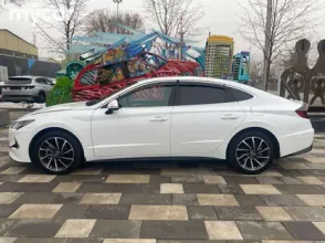 фото Hyundai Sonata 2023 года с пробегом за 11390000 тенге в undefined - фото 2